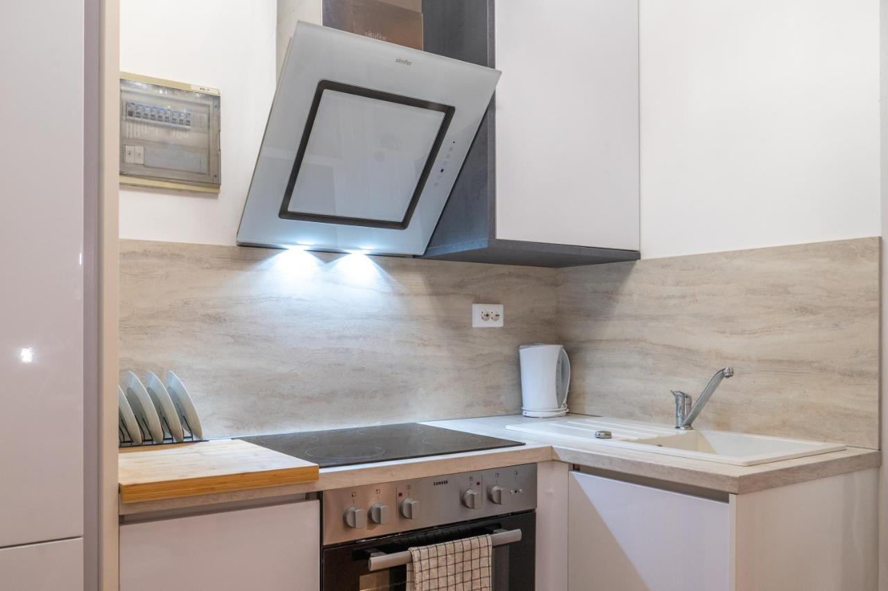 Studio Apartment Lion Portorose Exteriér fotografie